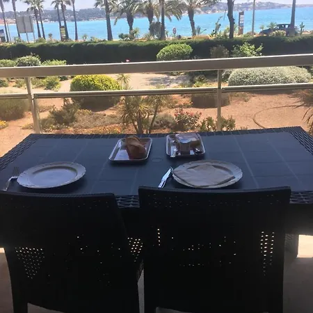 C'est La Vie *